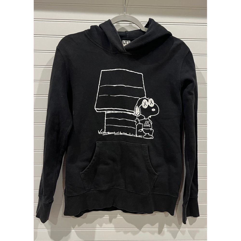 Uniqlo x KAWS x Peanuts Snoopy Black Hoodie Sweatshirt Streetwear Collab‎ L